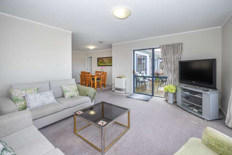 9 Friesian Place Grandview Heights_6