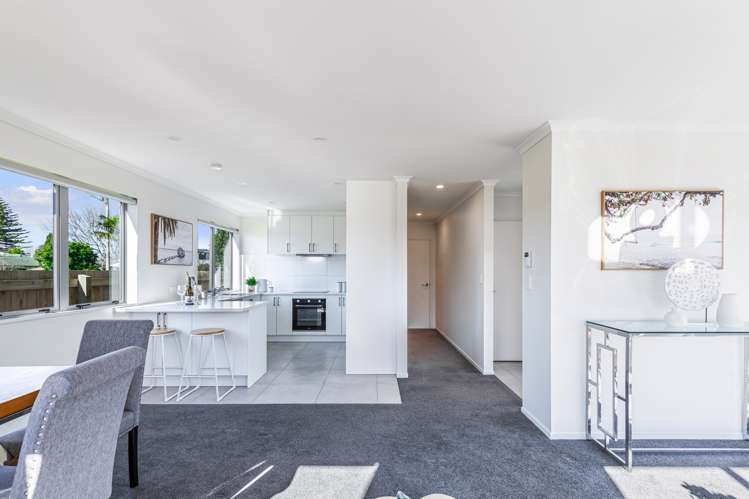 5C Barberry Lane Te Atatu Peninsula_9