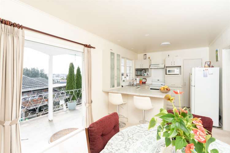 65 Poaka Avenue Dinsdale_6