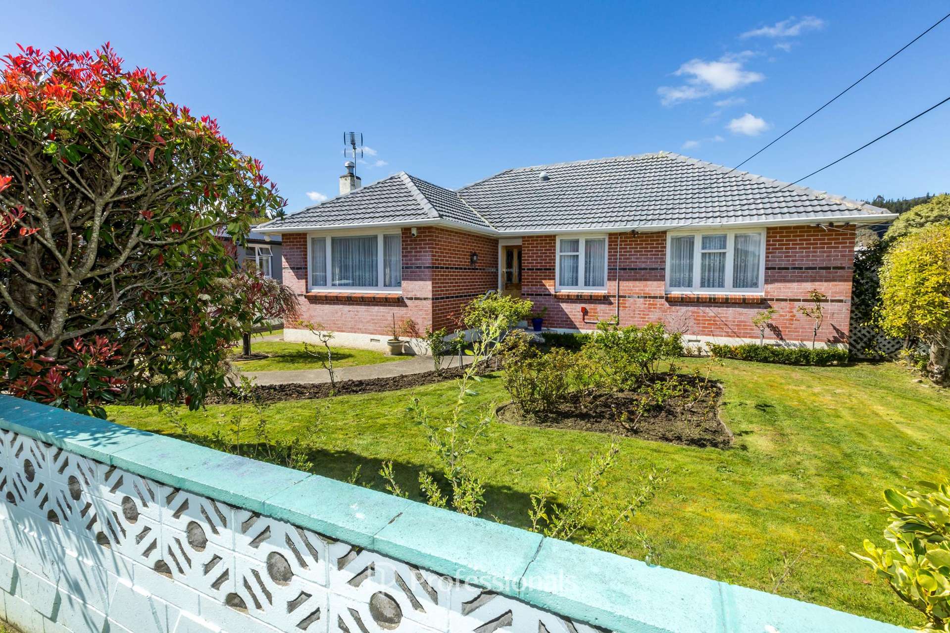 1248 Fergusson Drive Brown Owl_0
