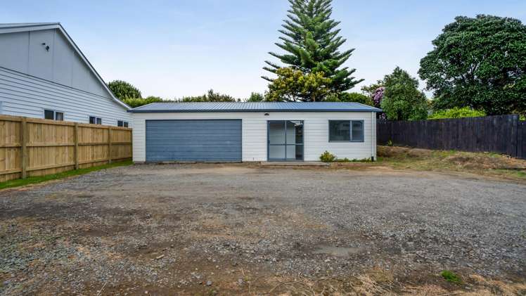 111 Ngamotu Road Spotswood_2