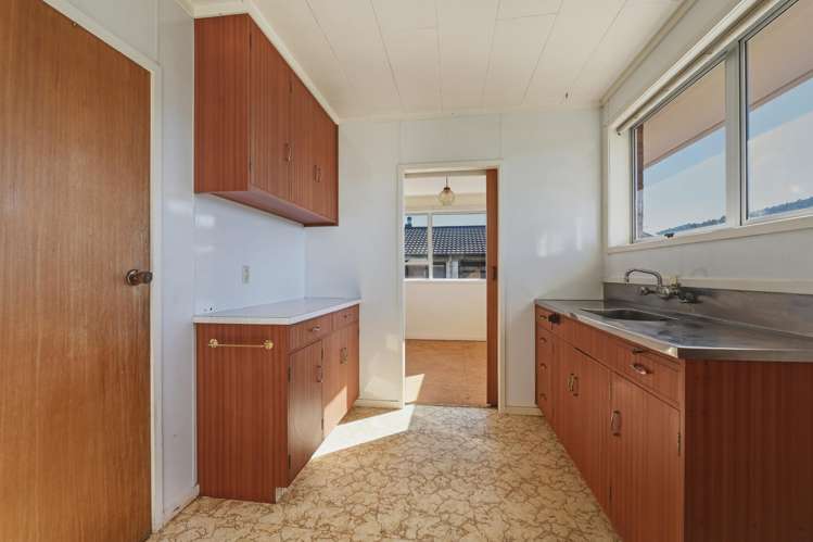 1 Hinau Street Pukehangi_5