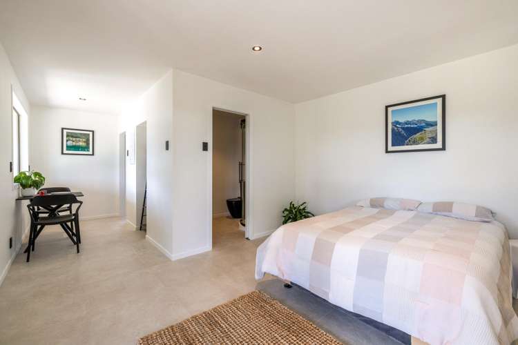 16 Ocean Road Surfdale_13