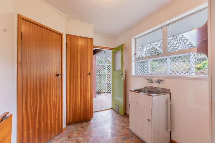 15 Domain Road Waipawa_19