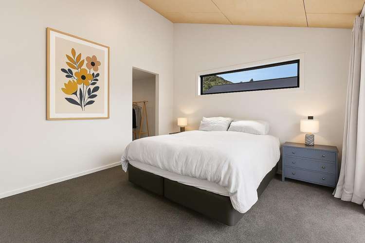 3 Pepperwood Green Albert Town_14