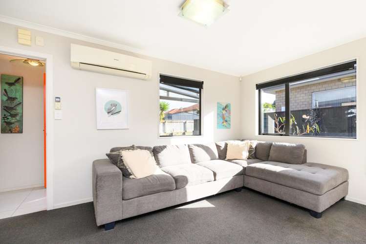 18 Galea Grove Kelvin Grove_15