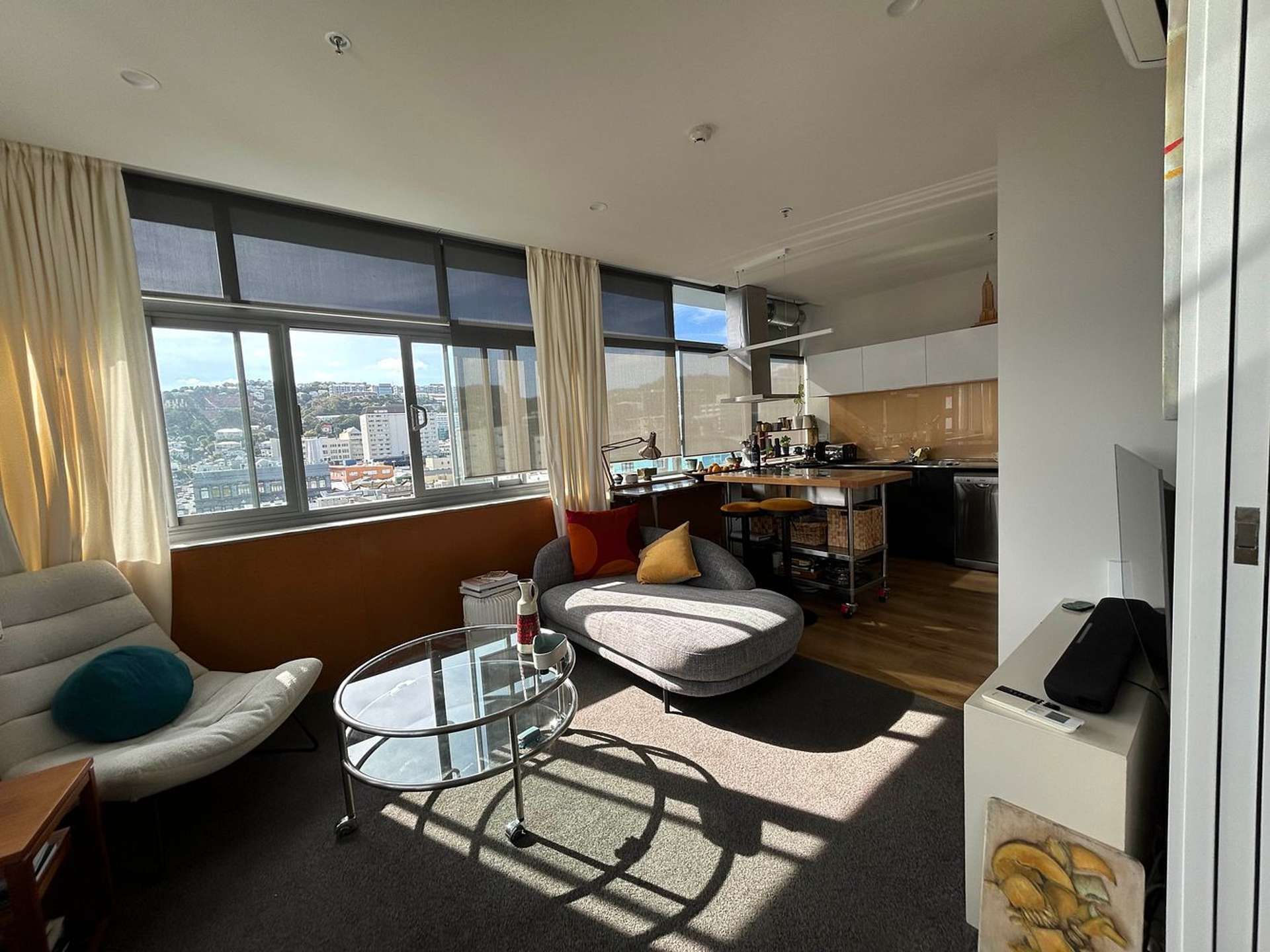 Level 7/B, Rostrevor House/130 Vivian St Te Aro_0