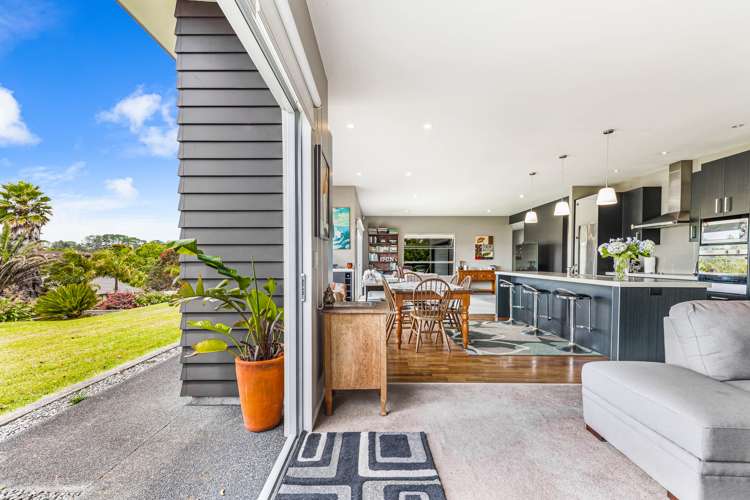 1 Gavinike Place Waimauku_9