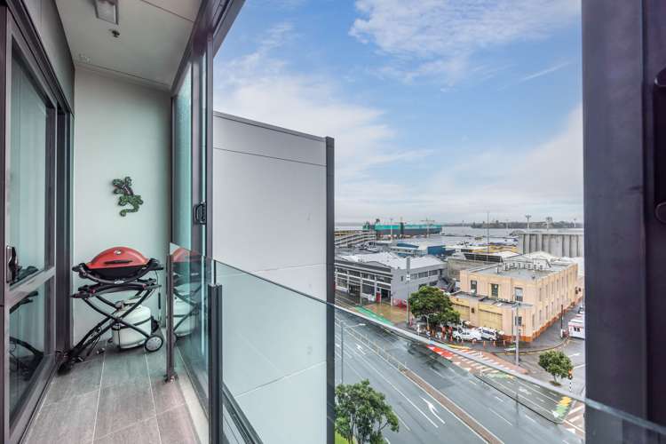 719/6 Dockside Lane Auckland Central_6