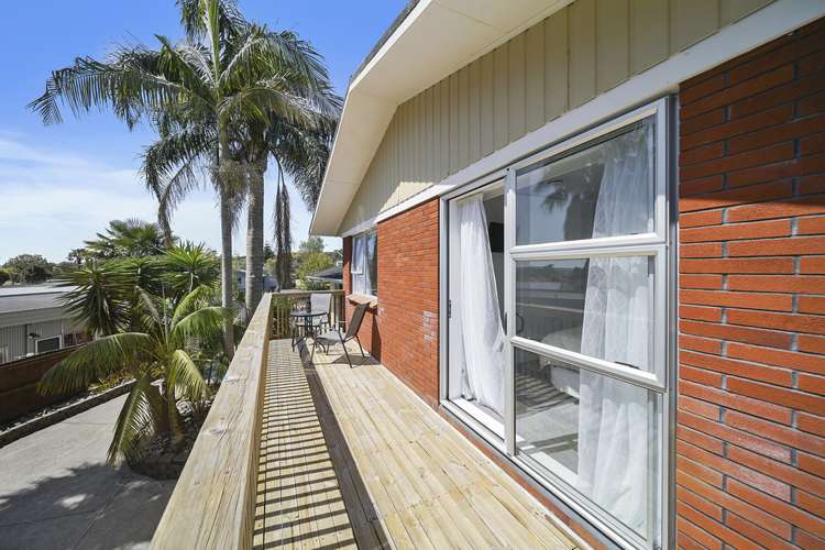 6 April Place Red Hill_14