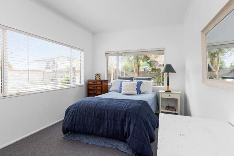 121 Thompson Road Bluff Hill_11