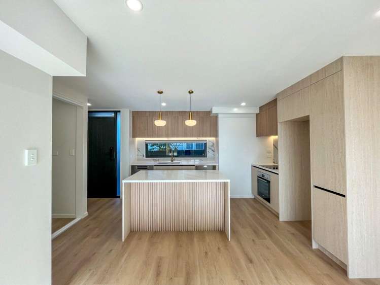 5/30 Crowther Street 1644_2