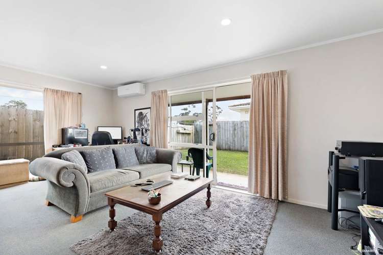 6 Maybelle Place Kelston_9