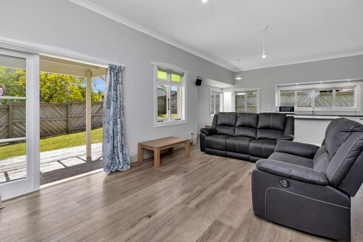 2 Taylor Road Kamo_7