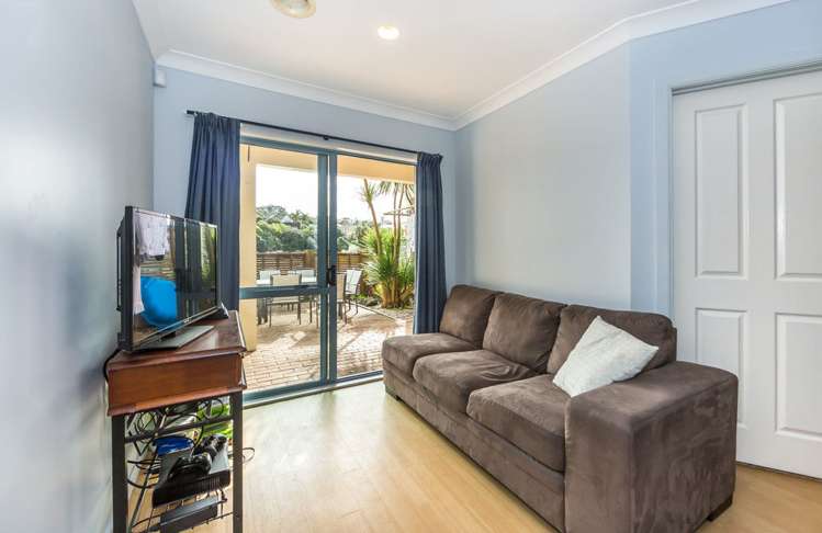 24 Greenway Rise Gulf Harbour_16