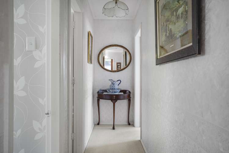 8 Willis Grove Wainuiomata_14