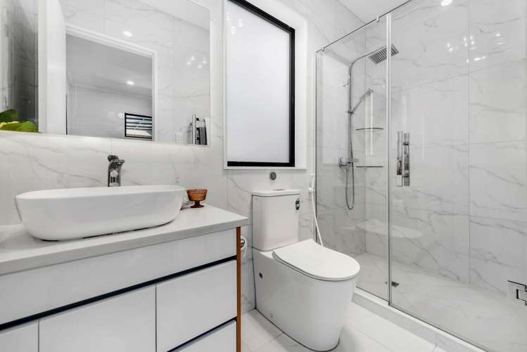 15 Raumaota Road Flat Bush_9