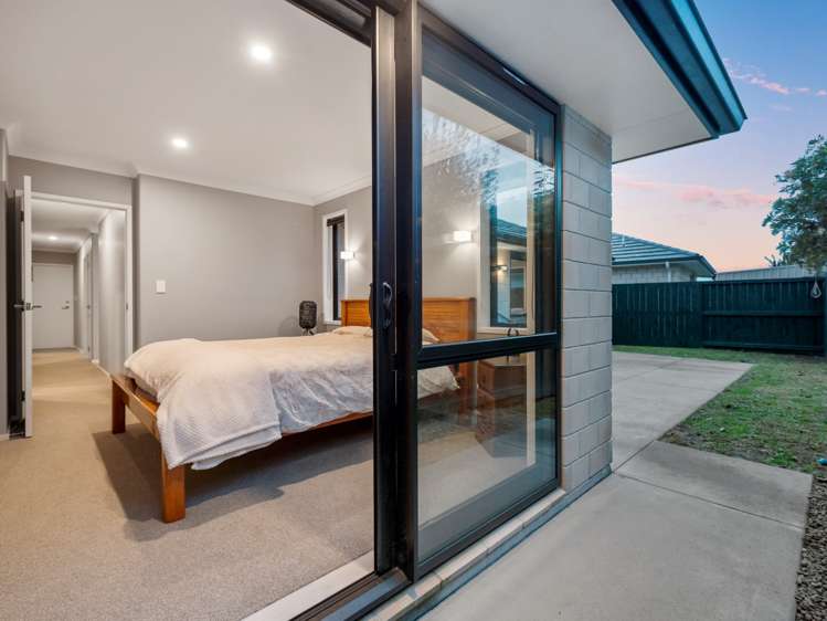 59 Kahuparere Crescent Pyes Pa_12