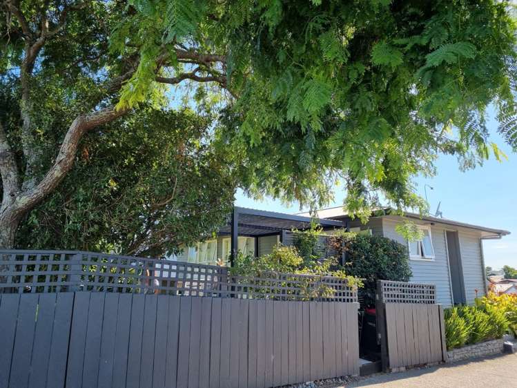 60 Commissariat Road 1816_19