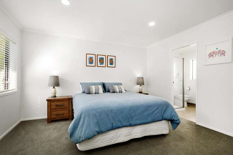 175 Woodman Drive Tawa_15