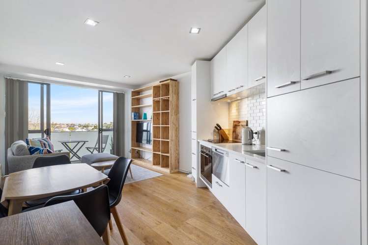 1E/17 Blake Street Ponsonby_11