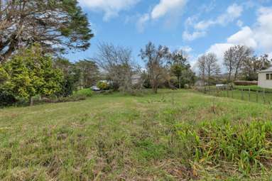 656 Ormandy Road_4