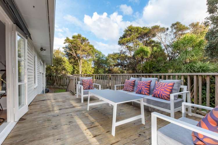 63 Rimutaka Place Titirangi_8