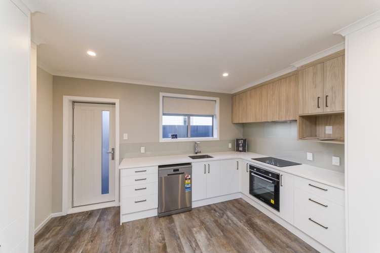 47 Hereford Street West End_4