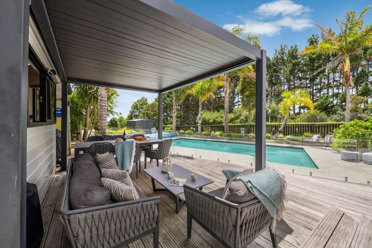 317 & 317A West Road Brookby_51