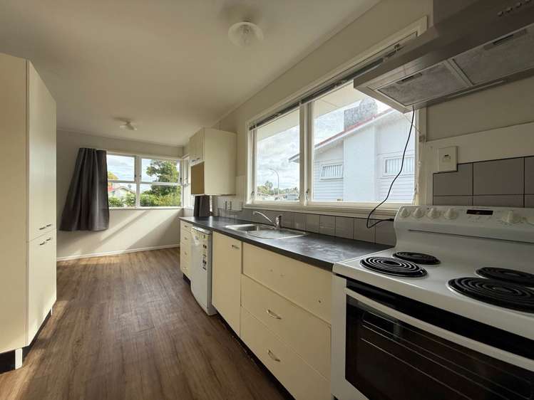 19 Heybridge Street Manurewa_37