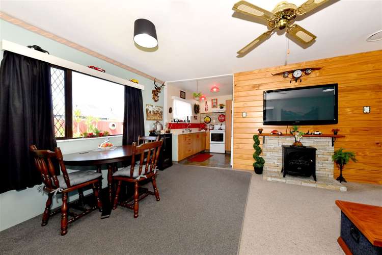 2 Ranui Street Hei Hei_3