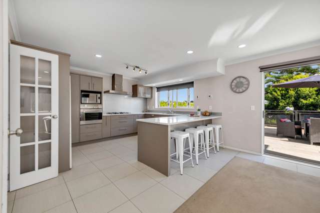 107 Pine Harbour Parade Beachlands_1