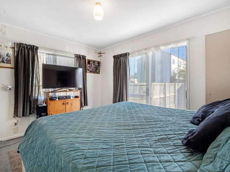 39 May Street Hamilton East_14