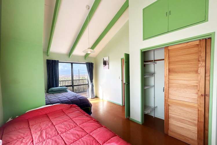 1251 East Coast Road Whakatiwai_11