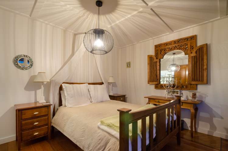 64 Beach Valley Road Piha_9