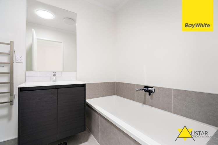 29 Oranga Drive Westgate_11