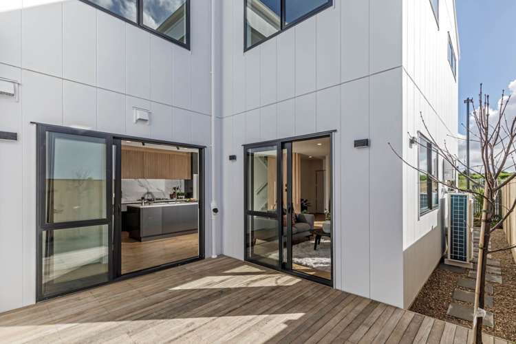 8 Green Bamboo Road Hobsonville_22