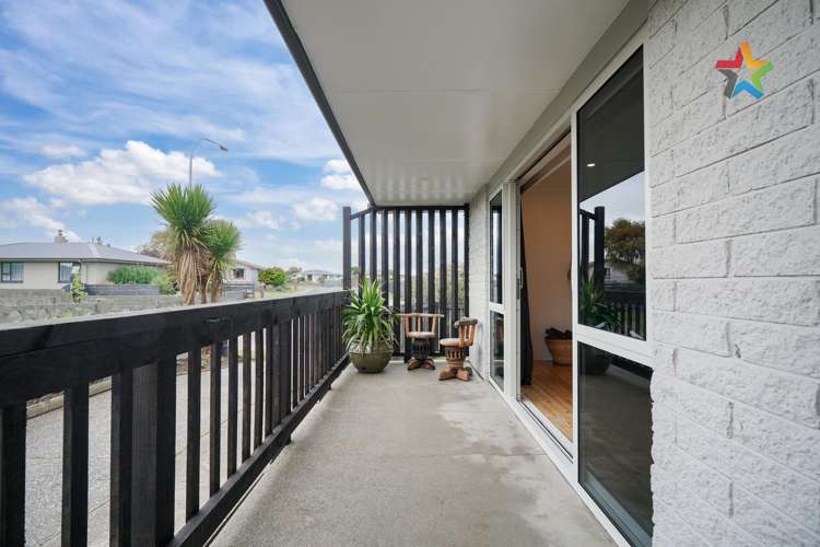 21 Dumbarton Place Strathern_1