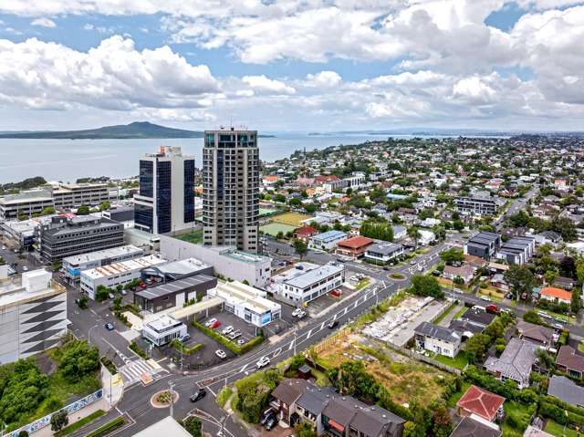 1/19 Byron Avenue Takapuna_2