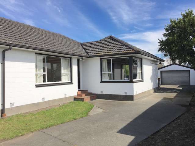 4 Oriana Crescent Hornby_1
