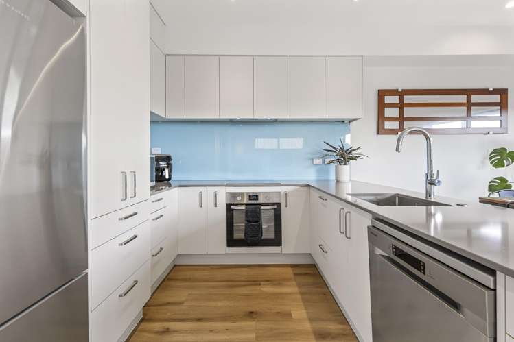 7/46 Jane Maree Road Kumeu_3