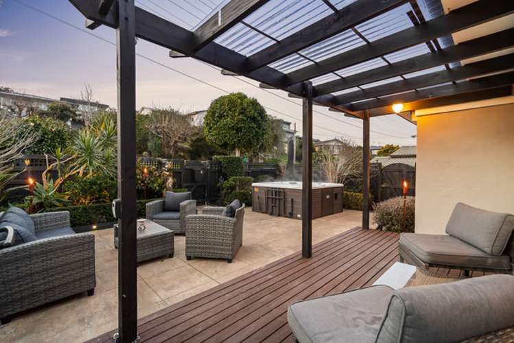 44 Peter Terrace Castor Bay_1