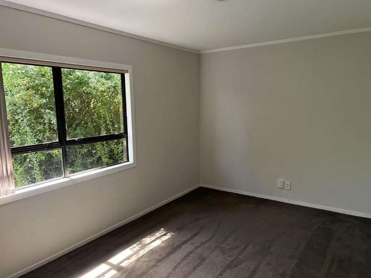 39 Beach Road Papakura_6