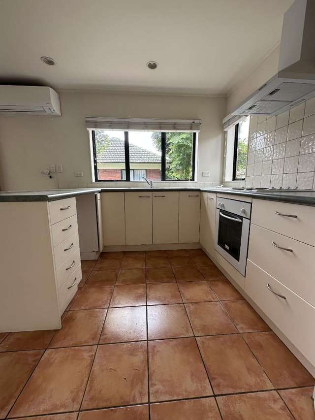 2/286 Richardson Road Mount Roskill_1