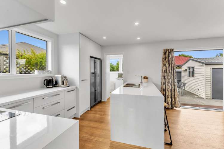 1/14 Donegal Street_5