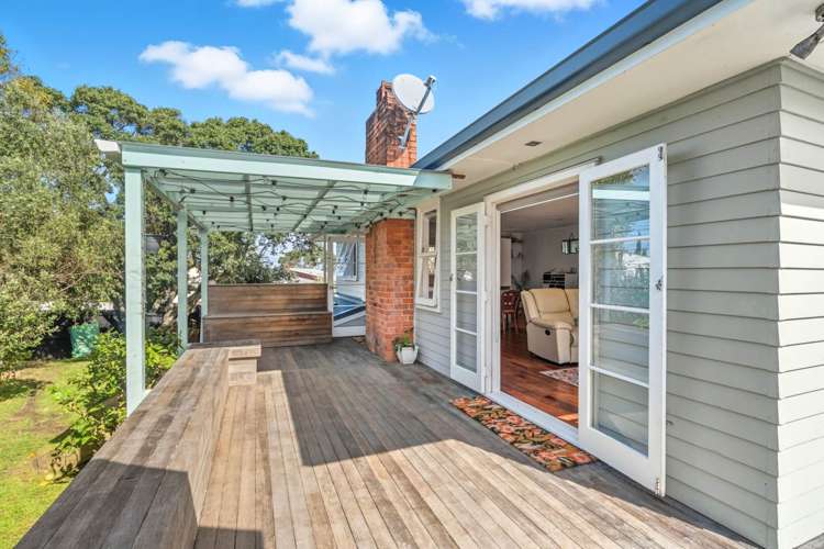 4 Kennedy Avenue Forrest Hill_7