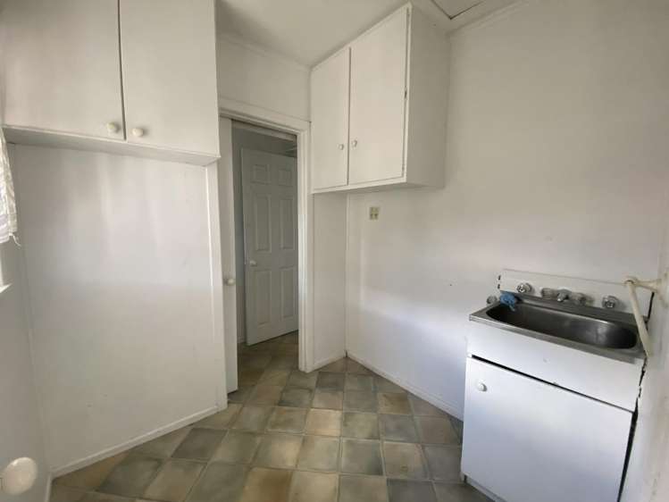 330 Western Hills Drive Avenues_10