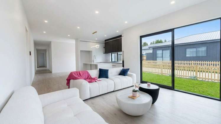 A, B, C/105 Fitzroy Street Papatoetoe_6