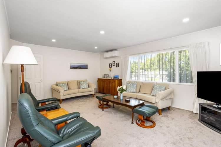69A Lakeside Drive Orewa_14