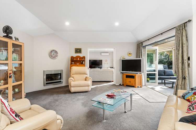 17 Glen Arrife Place Wigram_3